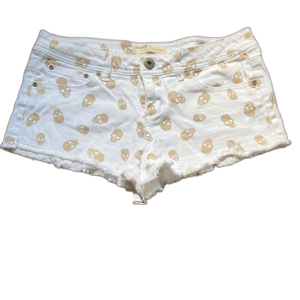 SKULL Shorty Shorts by No Boundaries Frayed Distressed Womens Size 11 - Picture 3 of 13